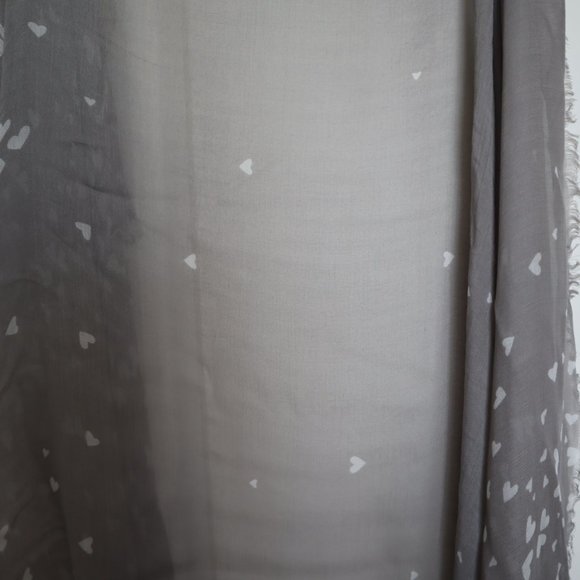 Tilo Modal Heart Wrap/Scarve - Picture 4 of 11